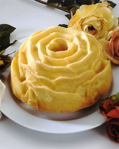 Nordic Ware Rose Bundt Pan Home 3 Nordic Ware Rose Bundt Pan Home - Image 3