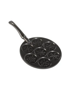 Nordic Ware 17.5in Falling Snowflakes Pancake Pan Home