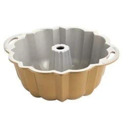 Nordic Ware Anniversary Bundt 12 Cup, Gold