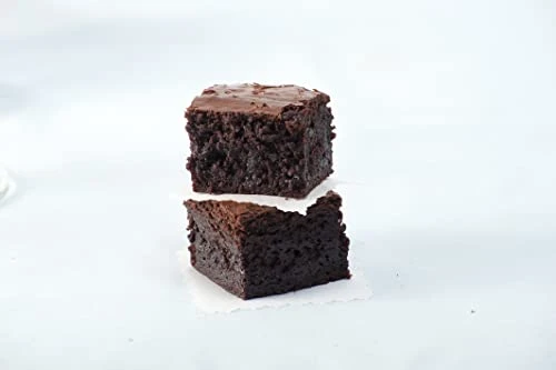 Nordic Ware Tural Aluminum Commercial Square Cake Pan With Lid, Exterior 9.88 X 9.88 Inches 6 Nordic Ware Tural Aluminum Commercial Square Cake Pan With Lid, Exterior 9.88 X 9.88 Inches - Image 6