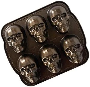 Nordic Ware Skull Cakelet Halloween Bakeware, Haunted Pan, Bronze 7 Nordic Ware Skull Cakelet Halloween Bakeware, Haunted Pan, Bronze - Image 7