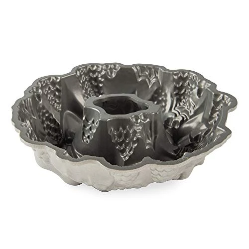 Nordic Ware Platinum Holiday Wreath Bundt Pan 2 Nordic Ware Platinum Holiday Wreath Bundt Pan - Image 2