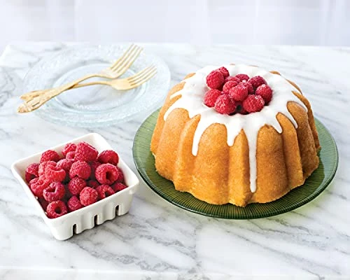 Nordic Ware Platinum Collection Bundt Pan, 6-Cup 3 Nordic Ware Platinum Collection Bundt Pan, 6-Cup - Image 3