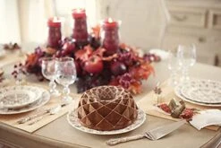 - 88377 Nordic Ware Jubilee Bundt Pan, One, Gold -Nordic Ware 41blDzJM97S