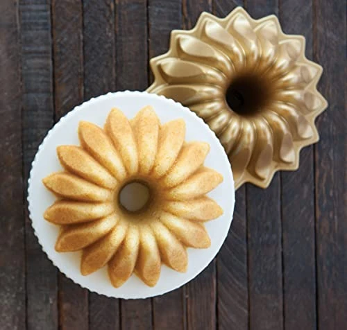 Nordic Ware Lotus Bundt Pan Gold, 5 Cup Capacity 2 Nordic Ware Lotus Bundt Pan Gold, 5 Cup Capacity - Image 2