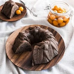 Nordic Ware Harvest Leaves Bundt Pan, Bronze -Nordic Ware 514dIuN9P2L