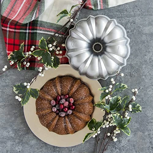 Nordic Ware Original Bundt, 12-Cup, Silver 2 Nordic Ware Original Bundt, 12-Cup, Silver - Image 2