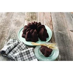 Nordic Ware Vintage Star Bundt Cake Pan, QuotL X 9.67&quotW X 3.9&Quoth, Silver -Nordic Ware 51MQGCXeugL