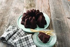 Nordic Ware Vintage Star Bundt Cake Pan, QuotL X 9.67&quotW X 3.9&Quoth, Silver -Nordic Ware 51RxRIE0J2L