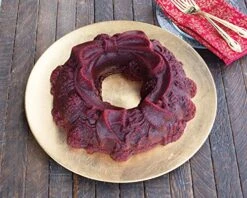 Nordic Ware Platinum Holiday Wreath Bundt Pan 7 Nordic Ware Platinum Holiday Wreath Bundt Pan -Nordic Ware 51aGZc2wPqL