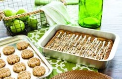 Nordic Ware Classic Metal 9x13 Covered Cake Pan 6 Nordic Ware Classic Metal 9x13 Covered Cake Pan -Nordic Ware 51nv6yatCTL