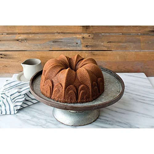 Nordic Ware Fleur De Lis Bundt Pan 4 Nordic Ware Fleur De Lis Bundt Pan - Image 4
