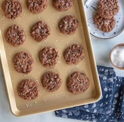 Nordic Ware Turals Aluminum NonStick Baker's Half Sheet 13" X 18" -Nordic Ware 51yyelnWZtL