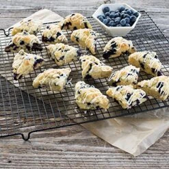 Nordic Ware Cast Aluminum Mini-Scone Pan 11 Nordic Ware Cast Aluminum Mini-Scone Pan -Nordic Ware 61AXkygHcOL