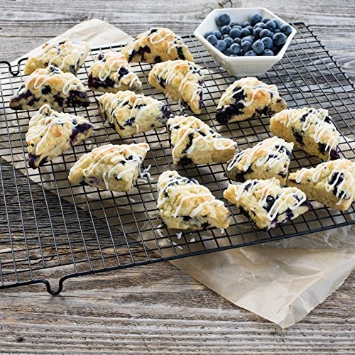 Nordic Ware Cast Aluminum Mini-Scone Pan 6 Nordic Ware Cast Aluminum Mini-Scone Pan - Image 6